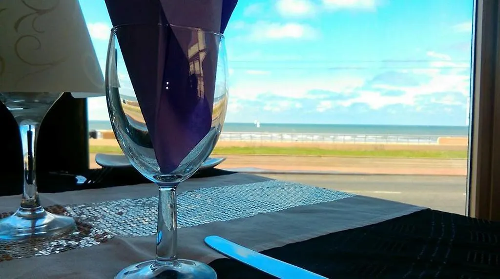 *** Guest house Crystals On The Prom Hotel Blackpool United Kingdom