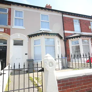 Holiday home Egerton Choice - Town Centre - Modern And Spacious - Large, Blackpool