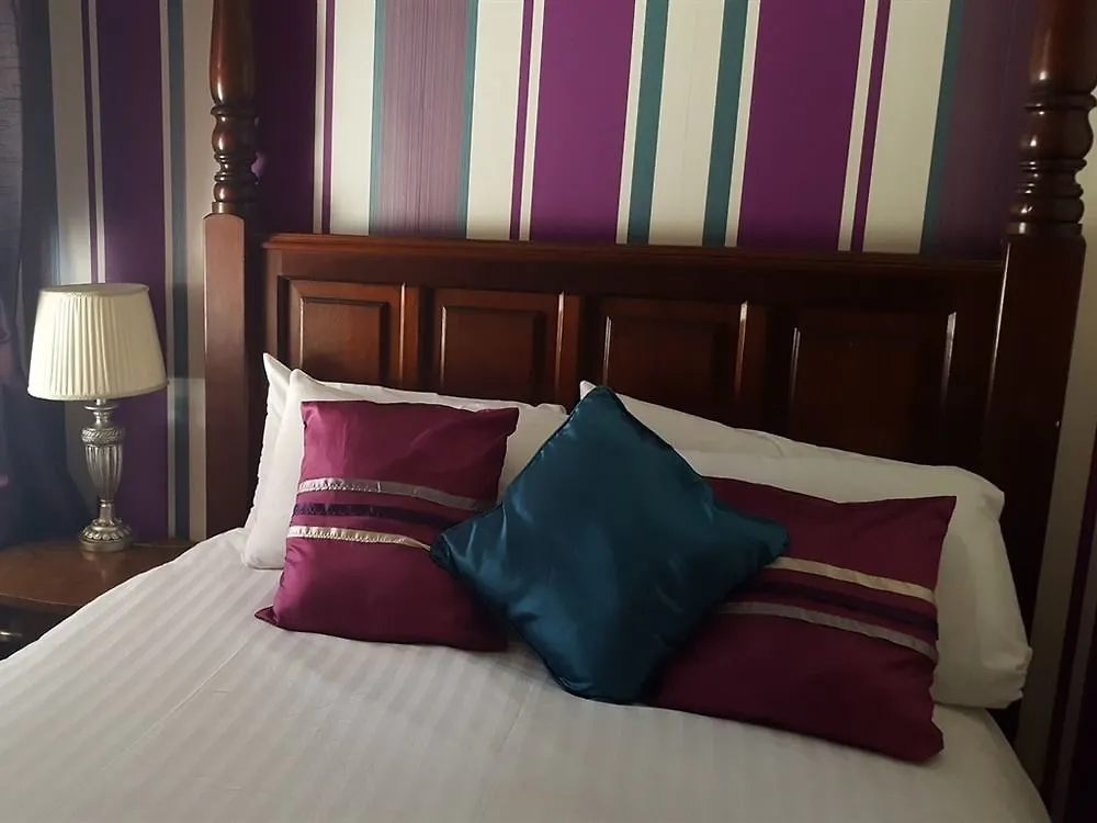 Guest house Crystals On The Prom Hotel Blackpool